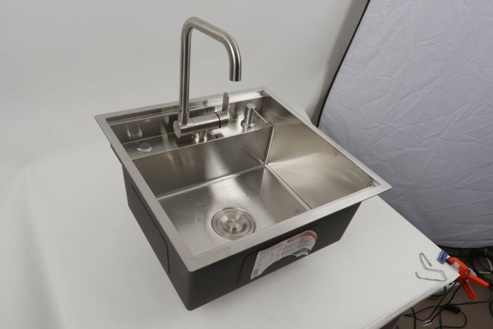 Кухонная мойка CM 50*50 скрытая нержавейка Platinum Handmade