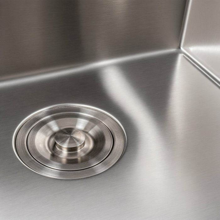 Кухонная мойка 50*50 нержавеющая сталь Platinum Handmade (сифон круглый, 3,0/0,8)